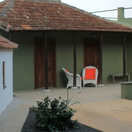 Casa Fita En El Cubo De La Galga * Puntallana